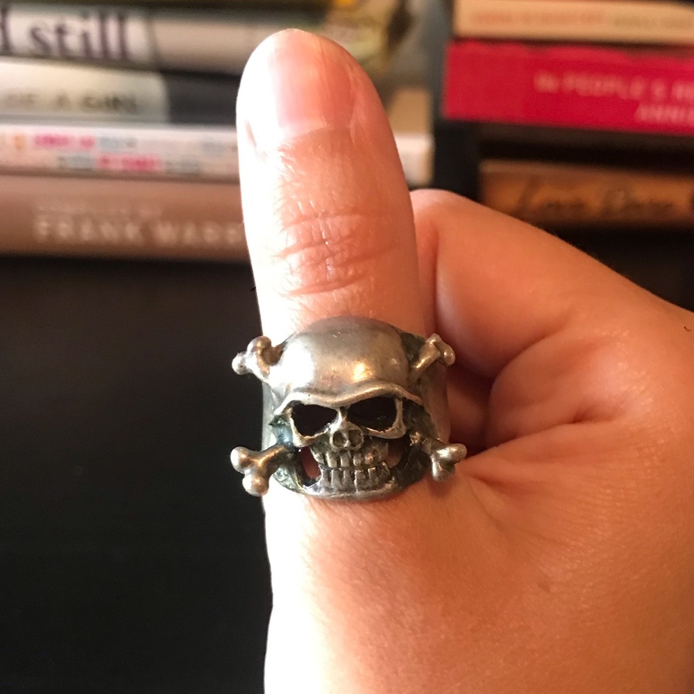 Skull and Crossbones Ring